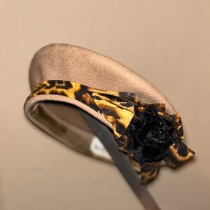 Vintage Tilt Beret Hat